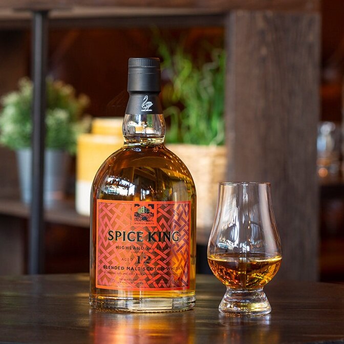 Spice King HIghland and Islay with a dram